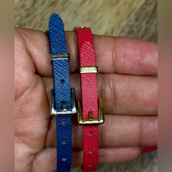 Michael Kors Leather Pyramid Stud B red and blue bundle - Picture 14 of 15